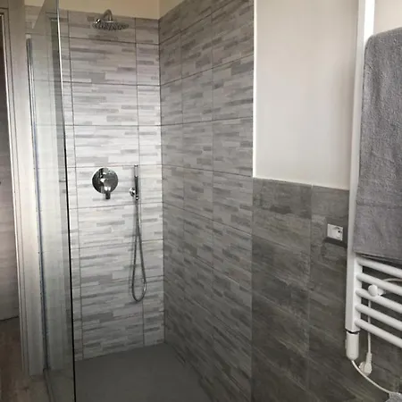 La Gufetta Apartment Varese Exterior photo